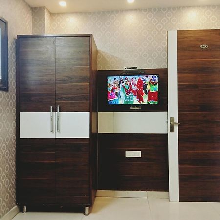 Hotel Robin Inn アムリトサル エクステリア 写真
