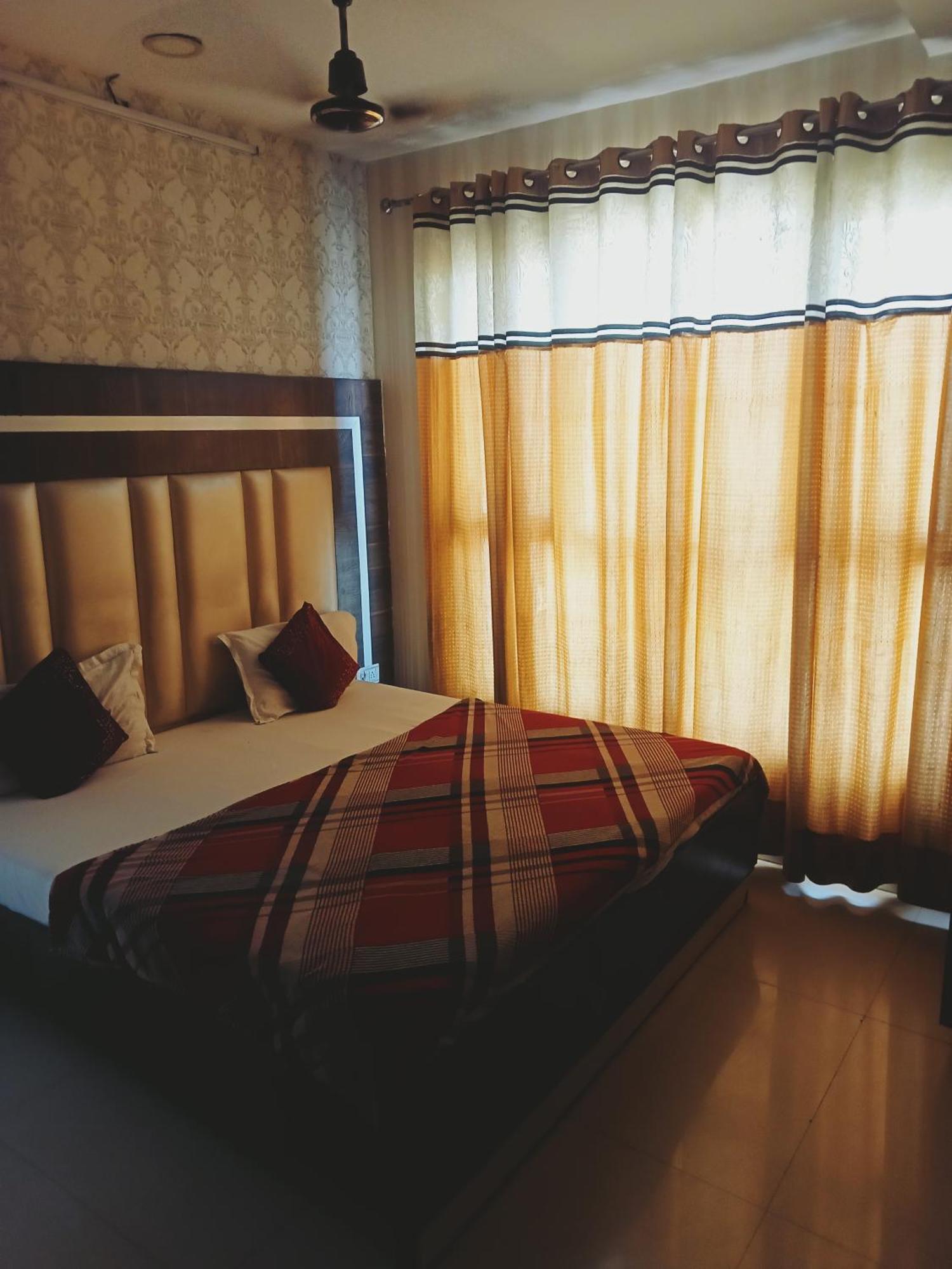 Hotel Robin Inn アムリトサル エクステリア 写真